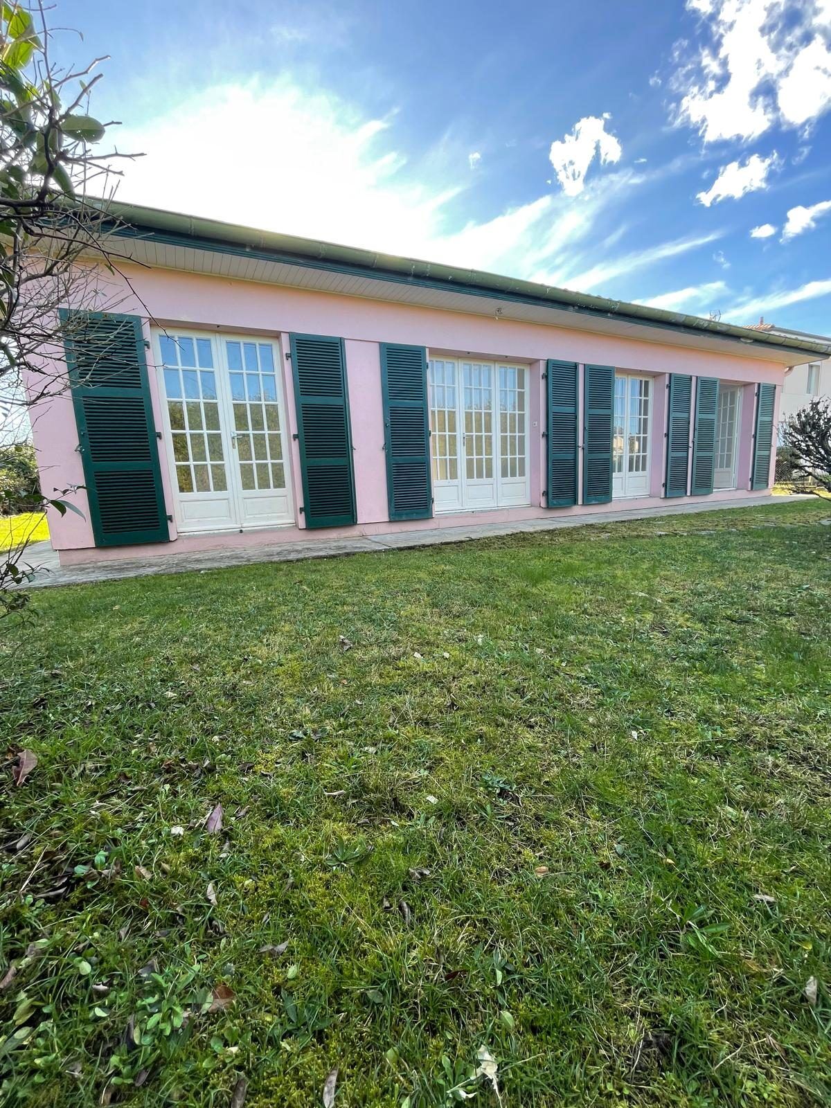 Villa / Maison  T5 à vendre Saint-Paul-lès-Dax 40990