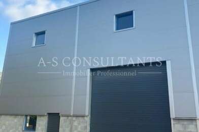 Local industriel  1459 €