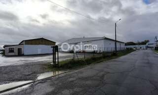 Local industriel  1500 m² à louer à Saint-Pantaléon-de-Larche (19600)