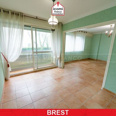 Appartement 6 pièces 164500 €