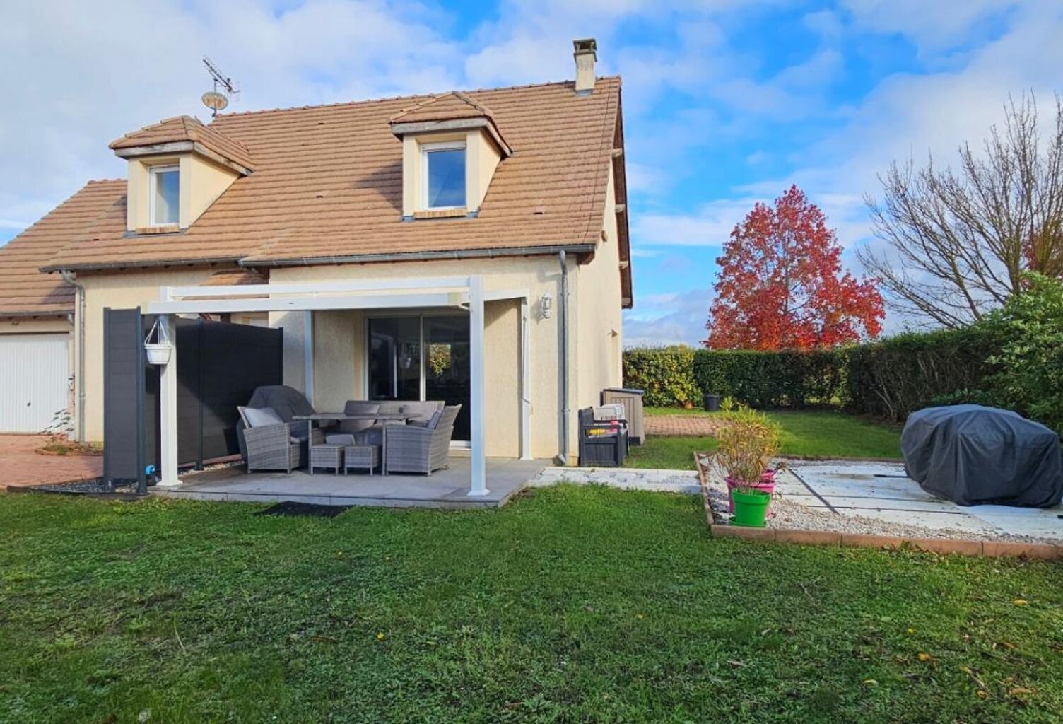 À vendre – Maison familiale spacieuse et lumineuse – Aubevoye (27940) — photo 1