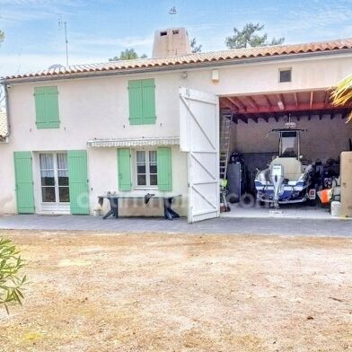 Maison 8 pièces 878000 €