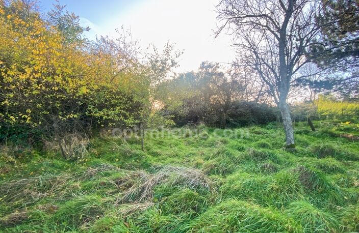 TERRAIN A VENDRE A VELAINE SOUS AMANCE — photo 2