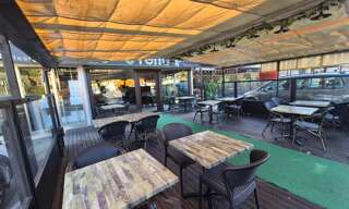 Commerce 4 Pièces 190 m² à vendre à Le Luc (83340)