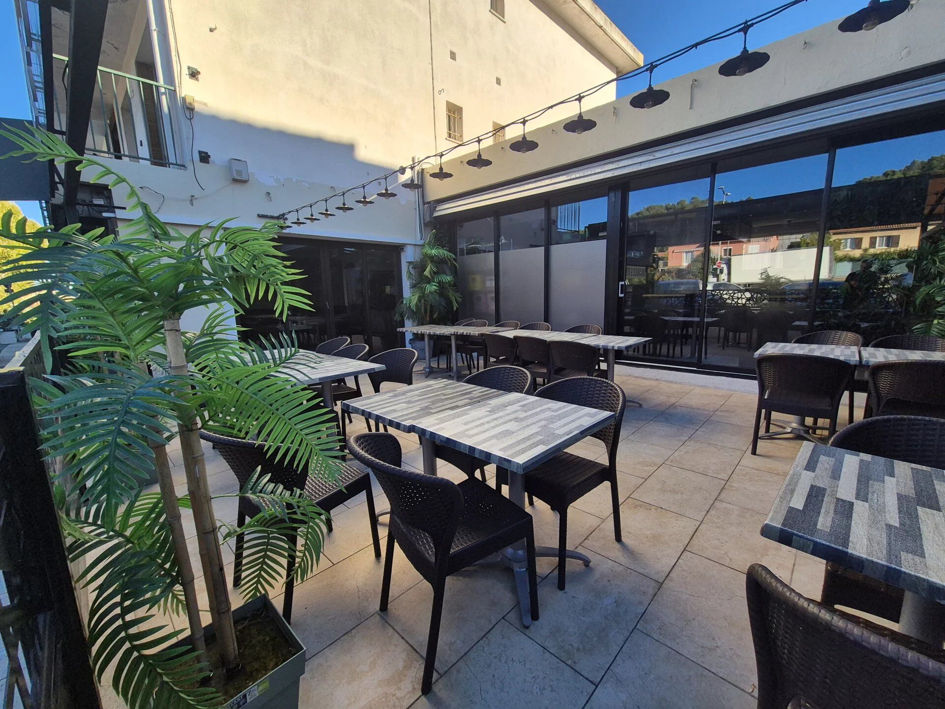 4 pièces 190 m² · à Le Luc · 190 m² · 268 200 €
