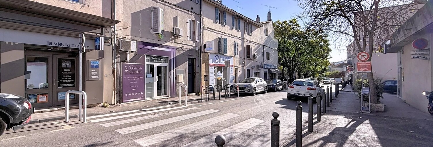 Commerce  110 m² à louer à Marseille 11 (13011)