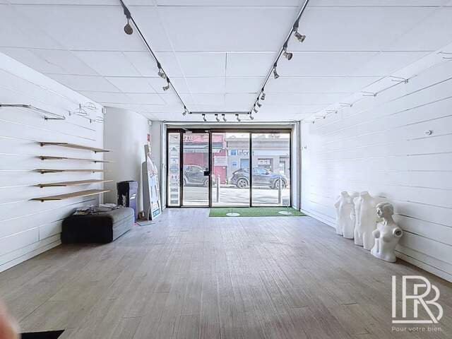Local commercial — photo du bien