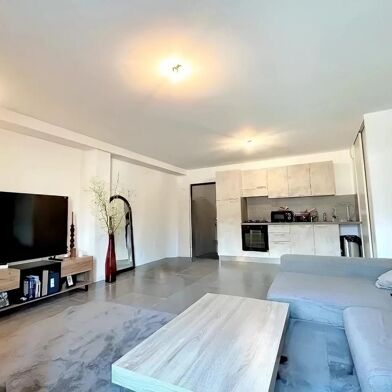 Appartement 2 pièces 215000 €