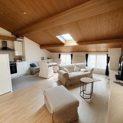 Appartement 3 pièces 660 €