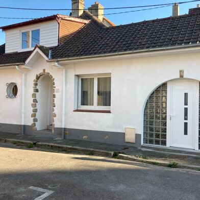 Maison 5 pièces 980 €