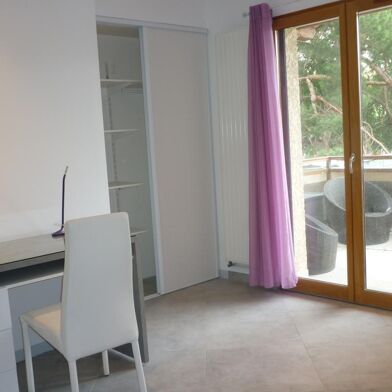 Appartement 1 pièces 580 €