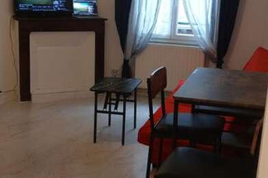 Appartement 1 pièces 400 €
