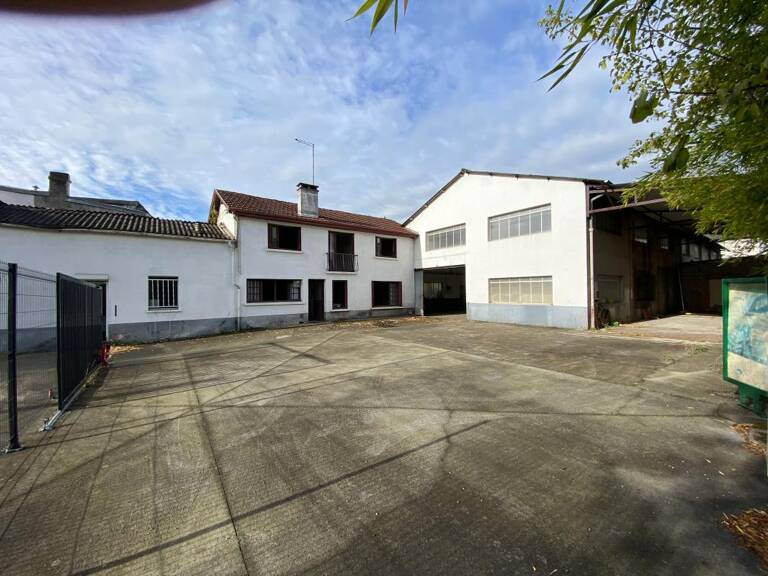 Maison À Vendre — photo 1