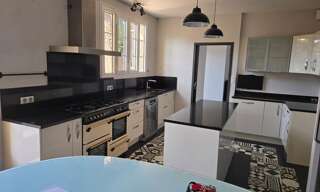 Maison 6 Pièces 189 m² à louer à Gradignan (33170)