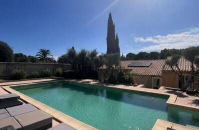 Maison rénovée de plain-pied, de type 5 dépendance et piscine le tout sur 2000m² de parcelle — photo du bien