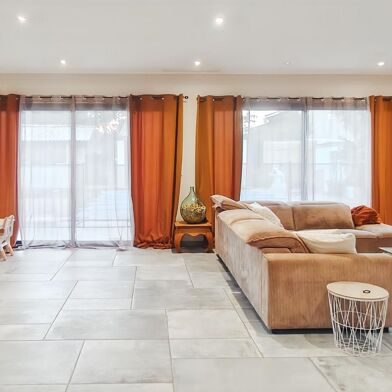 Maison 5 pièces 499000 €