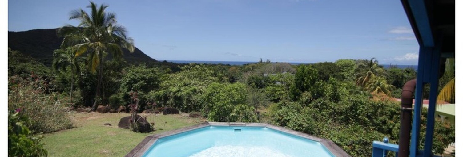 Maison 28 Pièces 550 m² à vendre à Deshaies (97126)