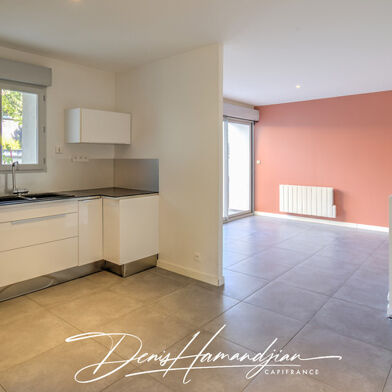 Maison 5 pièces 398000 €