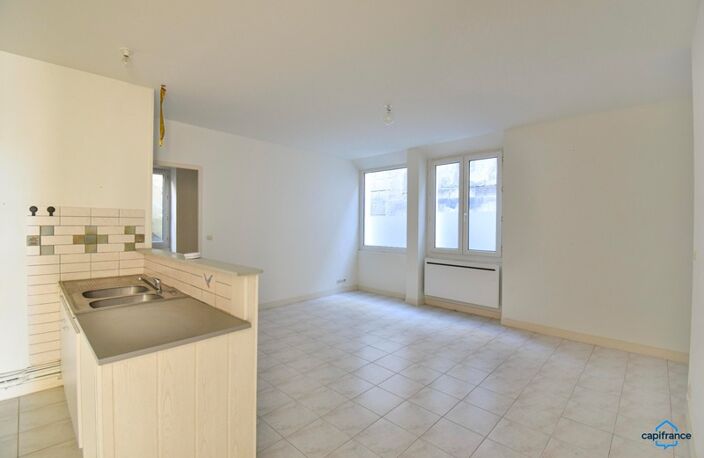 Immeuble à vendre MONTRICHARD (41) — photo 2
