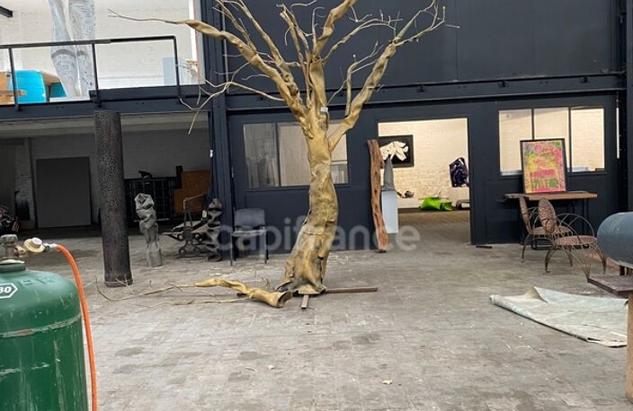 Dpt Nord (59), à vendre ROUBAIX Ateliers et Bureaux 1836 m² en "Zone Franche" — photo 2