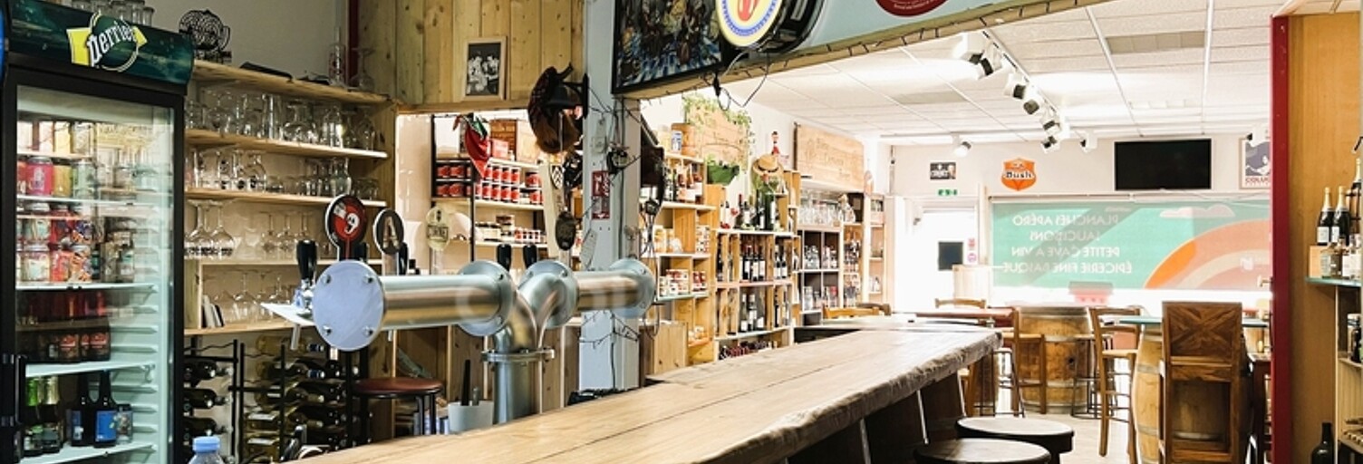 Immeuble  188 m² à vendre à Pons (17800)