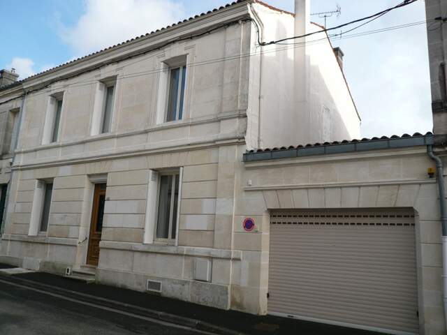 ⚜ COGNAC QUARTIER JARDIN PUBLIC A Vendre MAISON de CARACTERE ⚜ — photo du bien