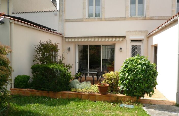 ⚜ COGNAC QUARTIER JARDIN PUBLIC A Vendre MAISON de CARACTERE ⚜ — photo 3