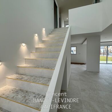 Maison 6 pièces 411500 €