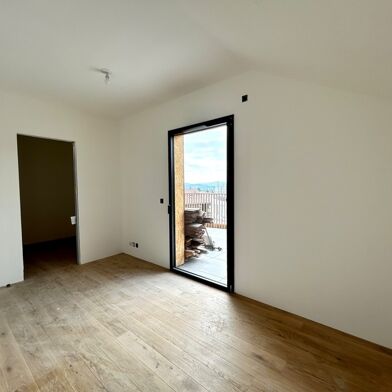 Appartement 4 pièces 883500 €