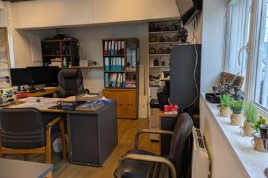 Bureau 2 pièces 515 €