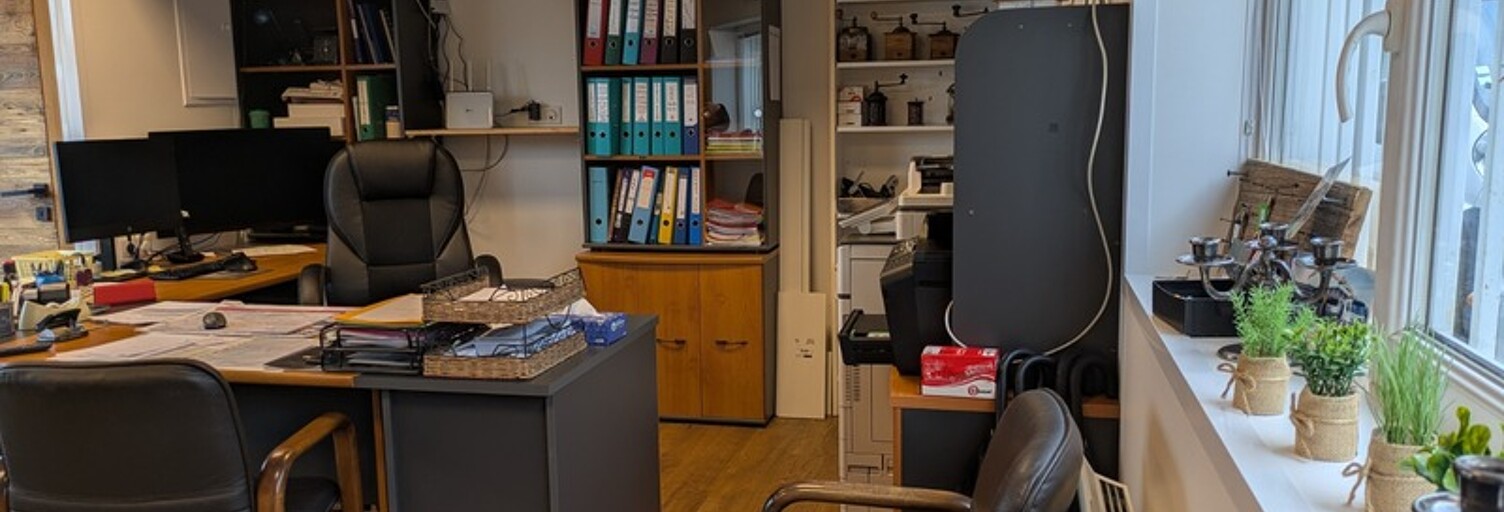 Bureau 2 Pièces 27 m² à louer à Saint-Jeoire-Prieuré (73190)