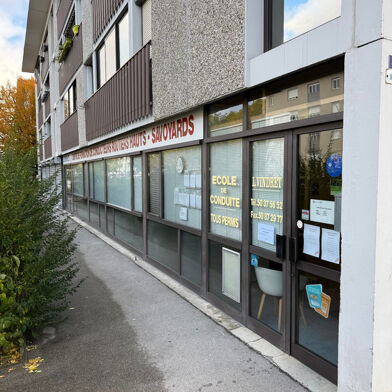 Commerce 4 pièces 190000 €