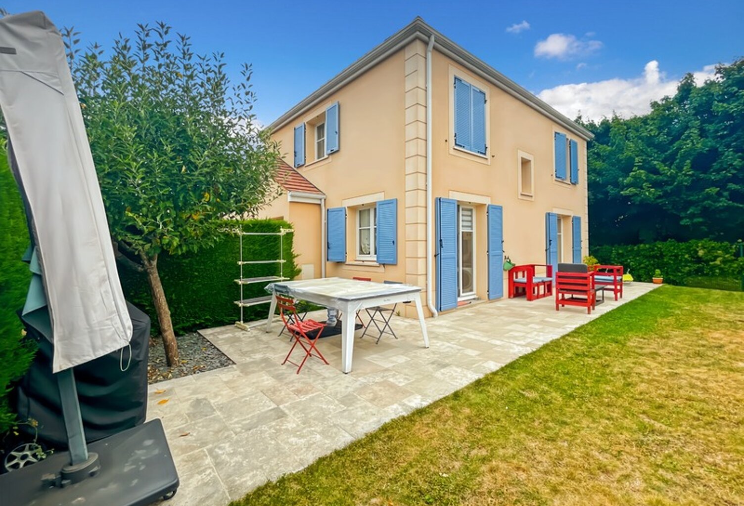 Maison coup de coer à vendre 4 pièces PLAISIR (78) - Maison récente, 3 chambres avec DOUBLE GARAGE- secteur calme et recherché — photo 1
