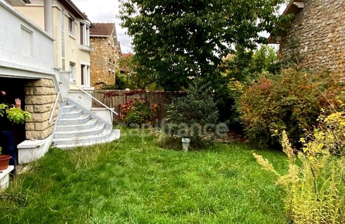 🏨 Charmante maison familiale à Soisy-sous-Montmorency – 4 pièces, 3 chambres – 380000 € — photo 2