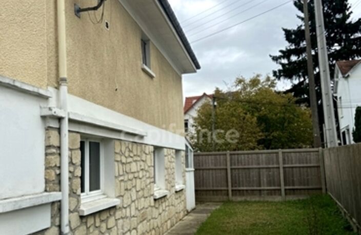 🏨 Charmante maison familiale à Soisy-sous-Montmorency – 4 pièces, 3 chambres – 380000 € — photo 4
