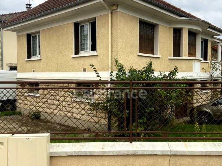 🏨 Charmante maison familiale à Soisy-sous-Montmorency – 4 pièces, 3 chambres – 380000 € — photo 1