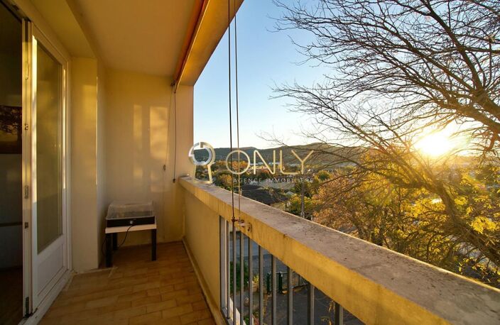 GENAY - APPARTEMENT - 1 CHAMBRE — photo 4