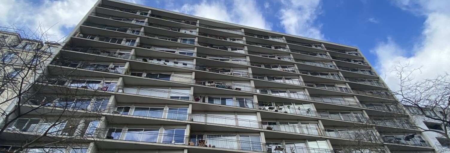 Garage   m² à louer à Paris 11 (75011)