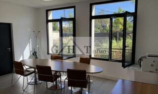 Bureau  97 m² à louer à Vincennes (94300)