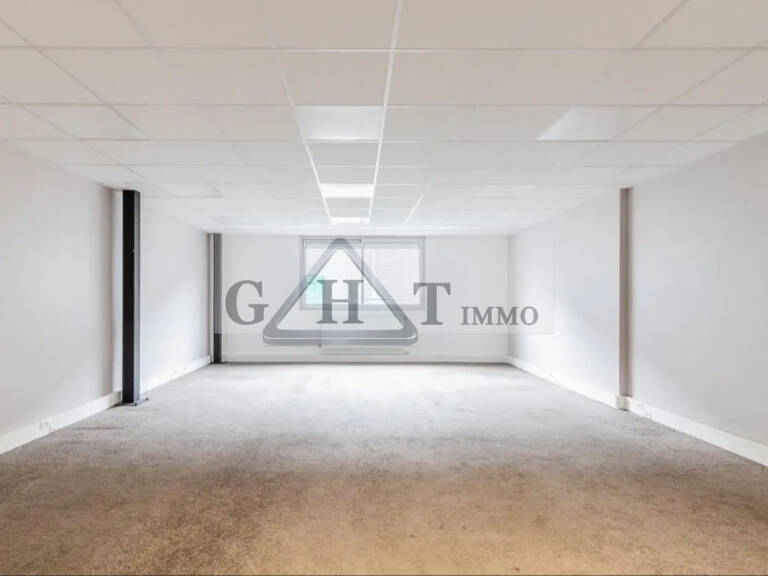 A VENDRE MORANGIS 2345M2 — photo 1