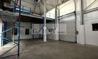 Local industriel  449 m² à louer à Neuilly-sur-Marne (93330)