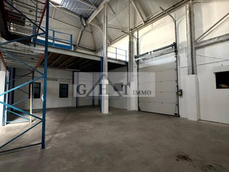 NEUILLY SUR MARNE 365M2 A LOUER — photo 1