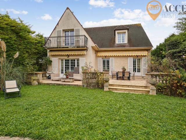 SARCELLES VILLAGE - Maison de plus de 180m2 — photo du bien