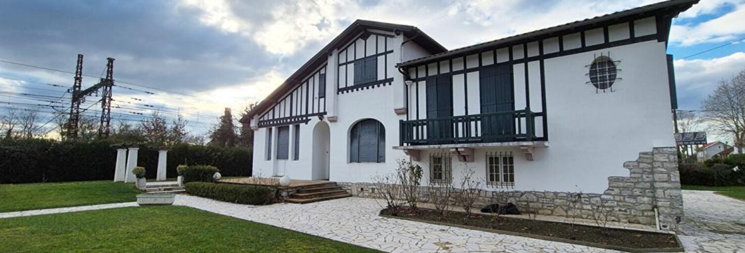 Maison 8 Pièces 179 m² à vendre à Puyoô (64270)