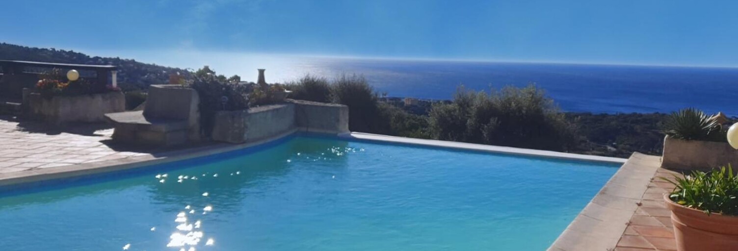 Maison 7 Pièces 219 m² à vendre à Roquebrune-sur-Argens (83380)