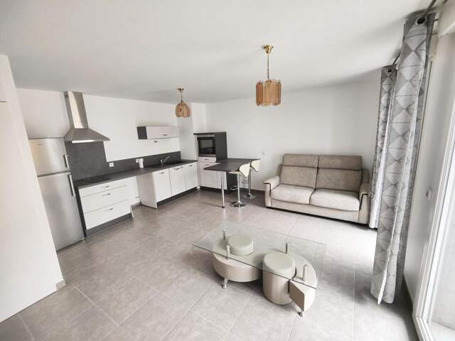 Appartement Meylan 1 pièce(s) 35 m2 — photo du bien
