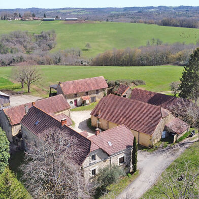 Maison 9 pièces 699000 €