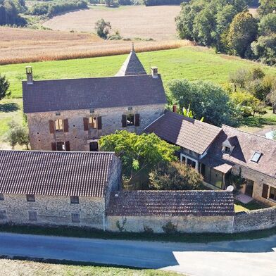 Maison 13 pièces 399000 €