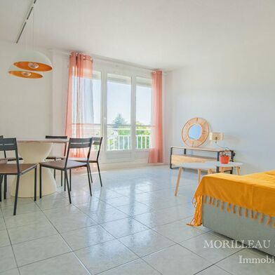 Appartement 5 pièces 440 €