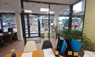 Commerce  220 m² à louer à Tours (37000)